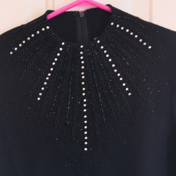 Top - Picture 2 of 2